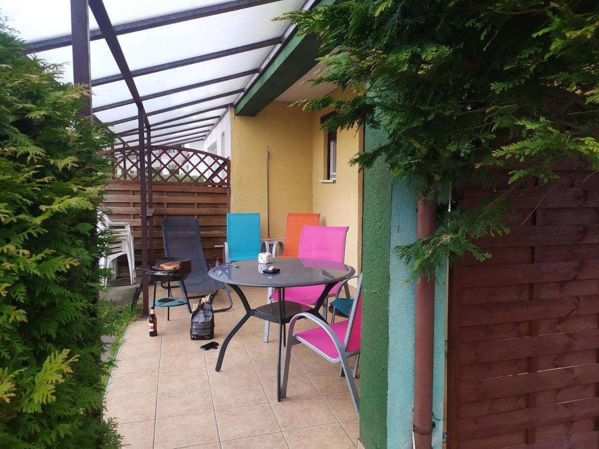Domek Na Zaciszu Rowy  Exterior photo